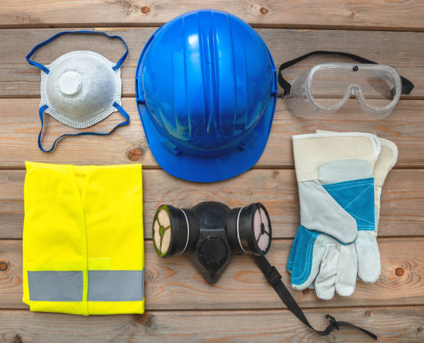 Kit de EPP: casco, gafas, mascarilla, guantes